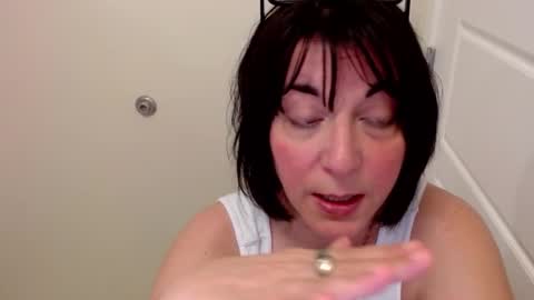 MILF Monee online show from 12-14-24, 01:28