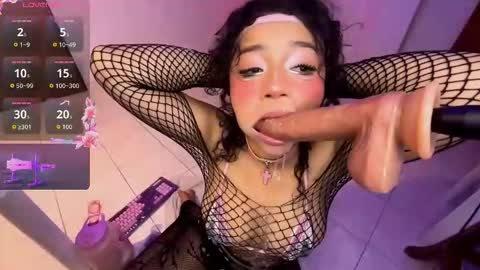 milikitt online show from 11-28-25, 05:10