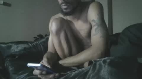 Snapshot of milkchocolatesensei chatting on 01-15-25, 03:43 Milk Chocolate Sensei online show from 01-15-25, 03:43