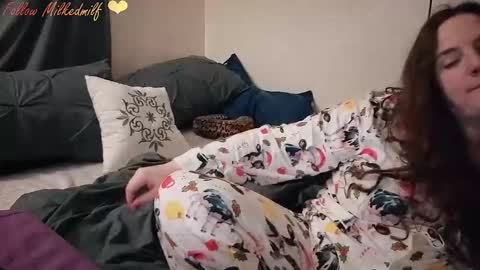 milkedmilf online show from 02-06-26, 08:07