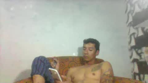 Snapshot of milkhammer chatting on 12-03-24, 04:03 Hammer online show from 12-03-24, 04:03