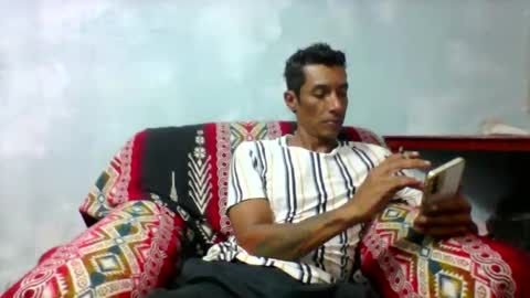 Snapshot of milkhammer chatting on 04-09-26, 02:44 Hammer online show from 04-09-26, 02:44
