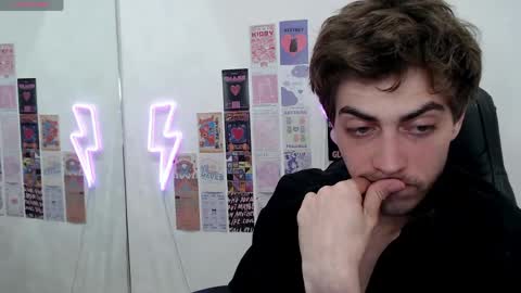 milkhunter_ online show from 04-16-26, 09:50