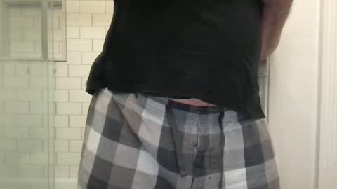 Snapshot of milkitdaddy chatting on 12-06-24, 02:57 milkitdaddy online show from 12-06-24, 02:57