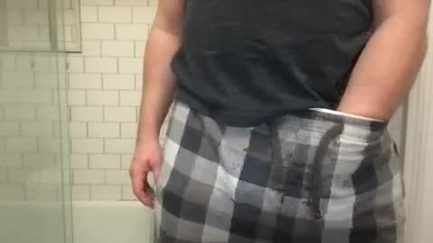 Snapshot of milkitdaddy chatting on 12-16-24, 04:13 milkitdaddy online show from 12-16-24, 04:13