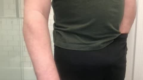 Snapshot of milkitdaddy chatting on 01-24-25, 03:22 milkitdaddy online show from 01-24-25, 03:22