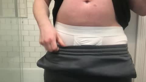 Snapshot of milkitdaddy chatting on 01-28-25, 12:26 milkitdaddy online show from 01-28-25, 12:26