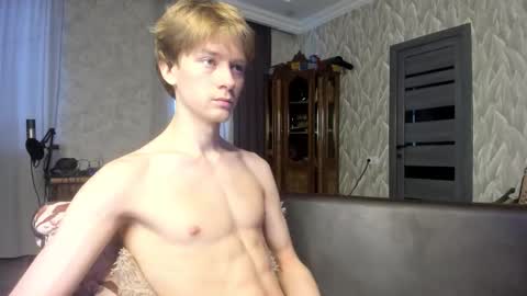 Isaac online show from 02-07-26, 05:33