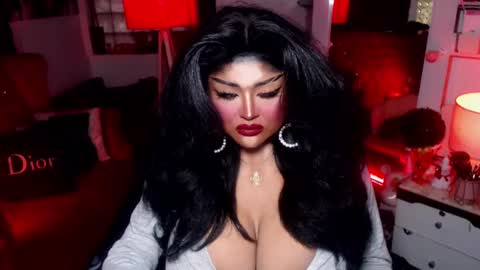 milkshakelavinia online show from 01-22-25, 06:10