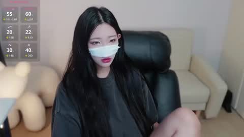 Snapshot of milksola chatting on 07-16-26, 12:44 milksola online show from 07-16-26, 12:44