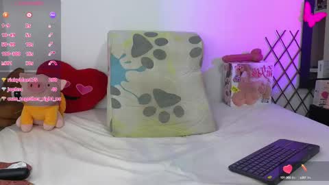 Snapshot of milky__boy_ chatting on 02-21-25, 08:51 H A R O L D online show from 02-21-25, 08:51