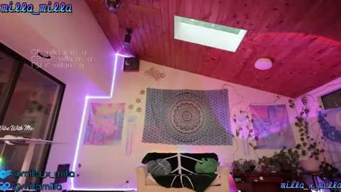 milla_milla online show from 08-09-26, 03:08