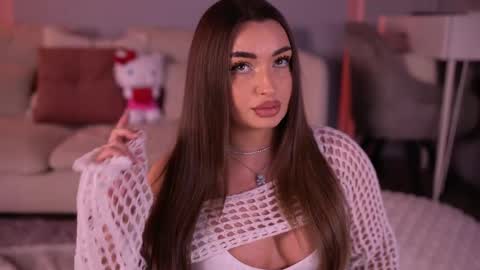 Milla online show from 04-10-26, 05:45