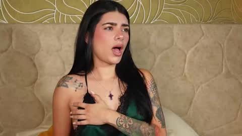 MillaBliss online show from 10-26-25, 09:10