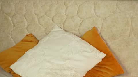 MillaBliss online show from 04-14-26, 09:54