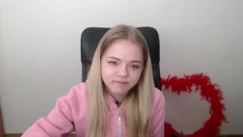 Snapshot of millaloveli chatting on 02-18-26, 08:43 millaloveli online show from 02-18-26, 08:43