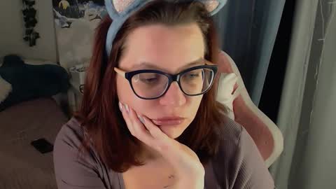 Snapshot of millapoolys chatting on 02-15-26, 10:06 Milla online show from 02-15-26, 10:06