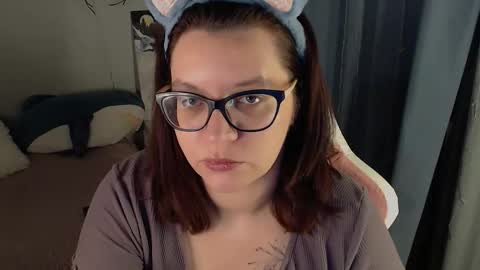 Snapshot of millapoolys chatting on 02-28-26, 10:49 Milla online show from 02-28-26, 10:49