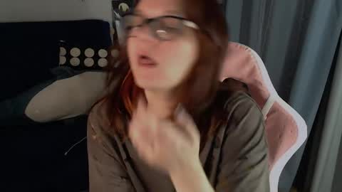 Milla online show from 05-22-26, 04:45
