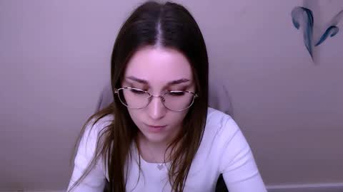 Milla online show from 02-07-26, 01:37