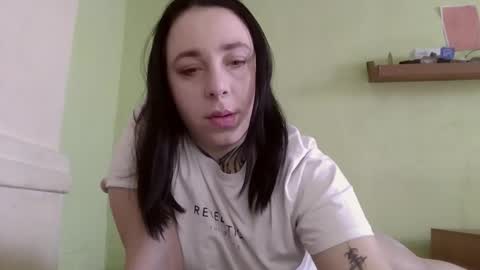 Snapshot of millasourety chatting on 03-01-26, 09:55 MillaSourety online show from 03-01-26, 09:55