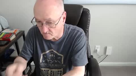 Snapshot of millenium0129 chatting on 05-01-26, 03:38 millenium0129 online show from 05-01-26, 03:38
