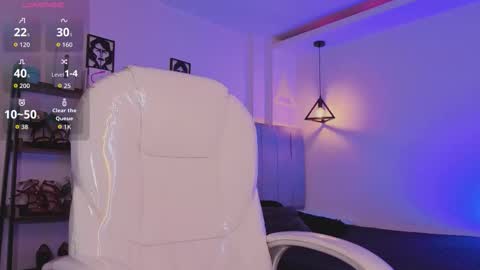 miller_vanessa_ online show from 11-28-25, 08:44