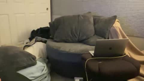 SlimnHungOH online show from 12-21-24, 11:24