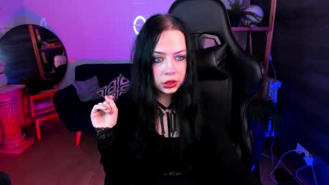 Snapshot of milleycyrus_ chatting on 03-27-26, 01:11 milleycyrus_ online show from 03-27-26, 01:11