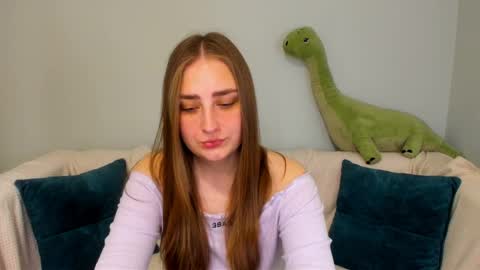 Snapshot of millibrooksss chatting on 05-19-26, 01:56 millibrooksss online show from 05-19-26, 01:56
