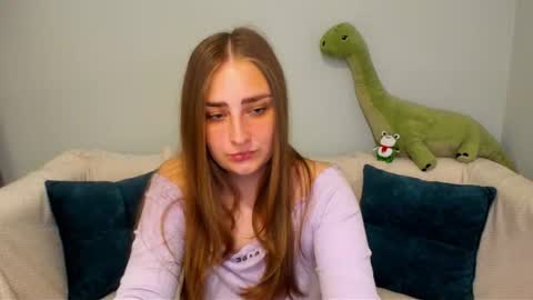 Snapshot of millibrooksss chatting on 06-18-26, 02:12 millibrooksss online show from 06-18-26, 02:12
