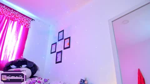        online show from 11-24-25, 03:34