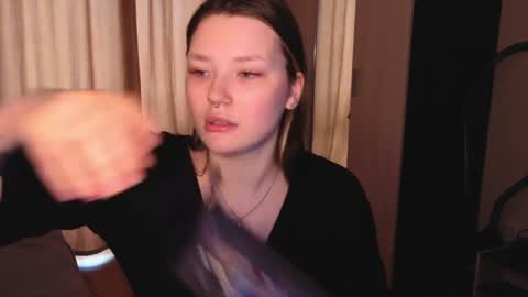 Millie online show from 04-06-26, 07:09