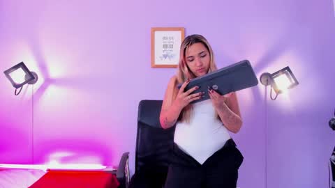 Millie online show from 04-19-26, 12:48