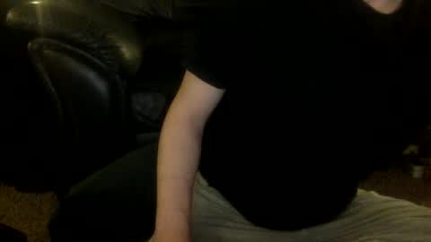 Snapshot of millionsmcgee chatting on 02-10-25, 06:53 Millions online show from 02-10-25, 06:53