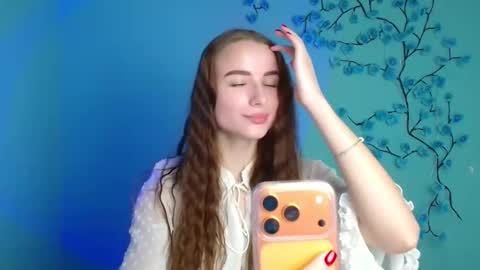 Snapshot of milly_liss chatting on 05-05-26, 05:37 Milly online show from 05-05-26, 05:37
