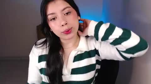 Snapshot of millyx_ chatting on 07-06-26, 11:40 Emily online show from 07-06-26, 11:40
