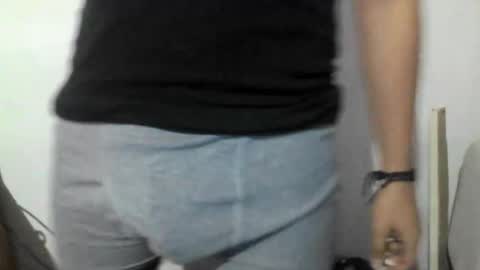 Snapshot of milowolf69 chatting on 10-23-25, 05:29 milowolf69 online show from 10-23-25, 05:29