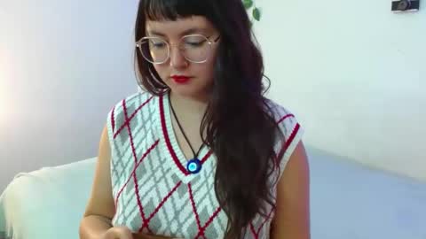 Snapshot of mily_baker chatting on 03-04-25, 07:22 mily_baker online show from 03-04-25, 07:22