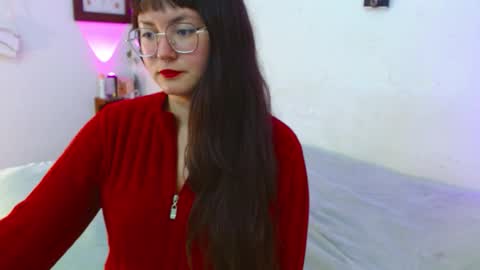 Snapshot of mily_baker chatting on 02-24-26, 01:25 mily_baker online show from 02-24-26, 01:25