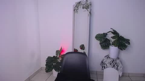 Mily Ortiz online show from 06-30-26, 03:24