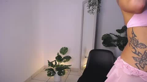 Mily Ortiz online show from 07-28-26, 06:20