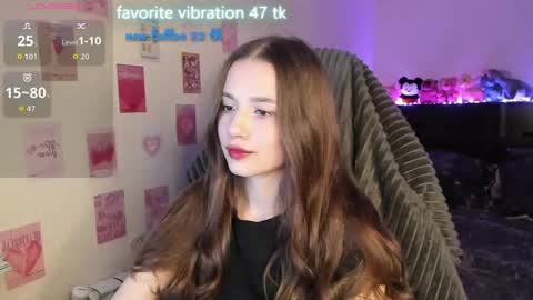 Snapshot of milyamess chatting on 06-01-26, 07:37 Emily online show from 06-01-26, 07:37