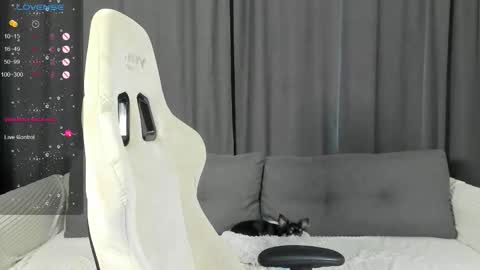 Milena and Jasper online show from 12-20-25, 10:11