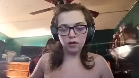 mimi142 online show from 03-20-26, 05:07