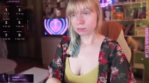 Snapshot of mimibunxo chatting on 07-20-26, 04:05 Mimi Bunny online show from 07-20-26, 04:05