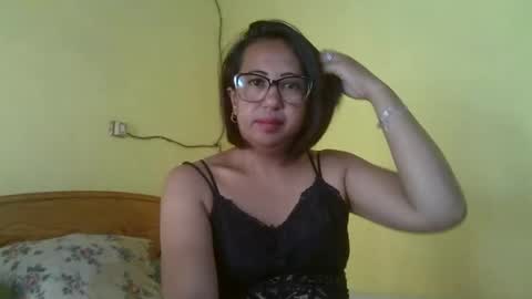 Snapshot of mimisou513 chatting on 12-15-24, 06:29 misou online show from 12-15-24, 06:29