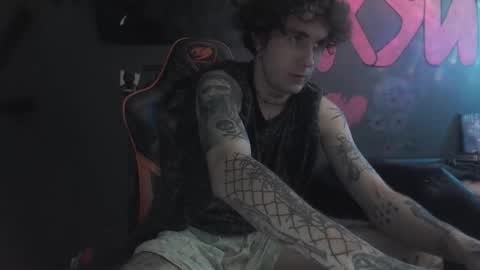 Max online show from 09-22-25, 02:13