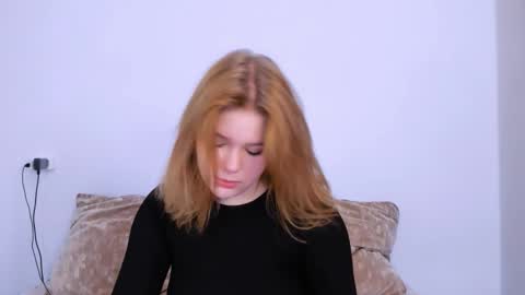 hi Im Mina  online show from 10-26-25, 02:17