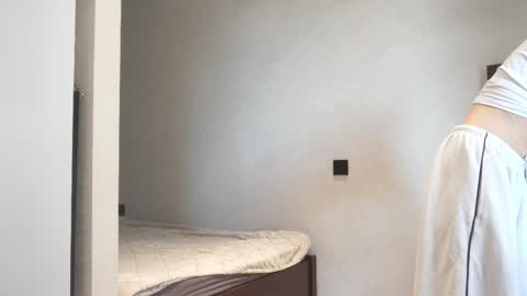 Mira online show from 04-01-26, 08:48